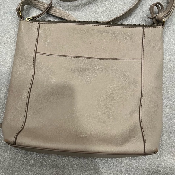 Fossil Tara Crossbody Bag Graystone Leather with zipper - Picture 5 of 11